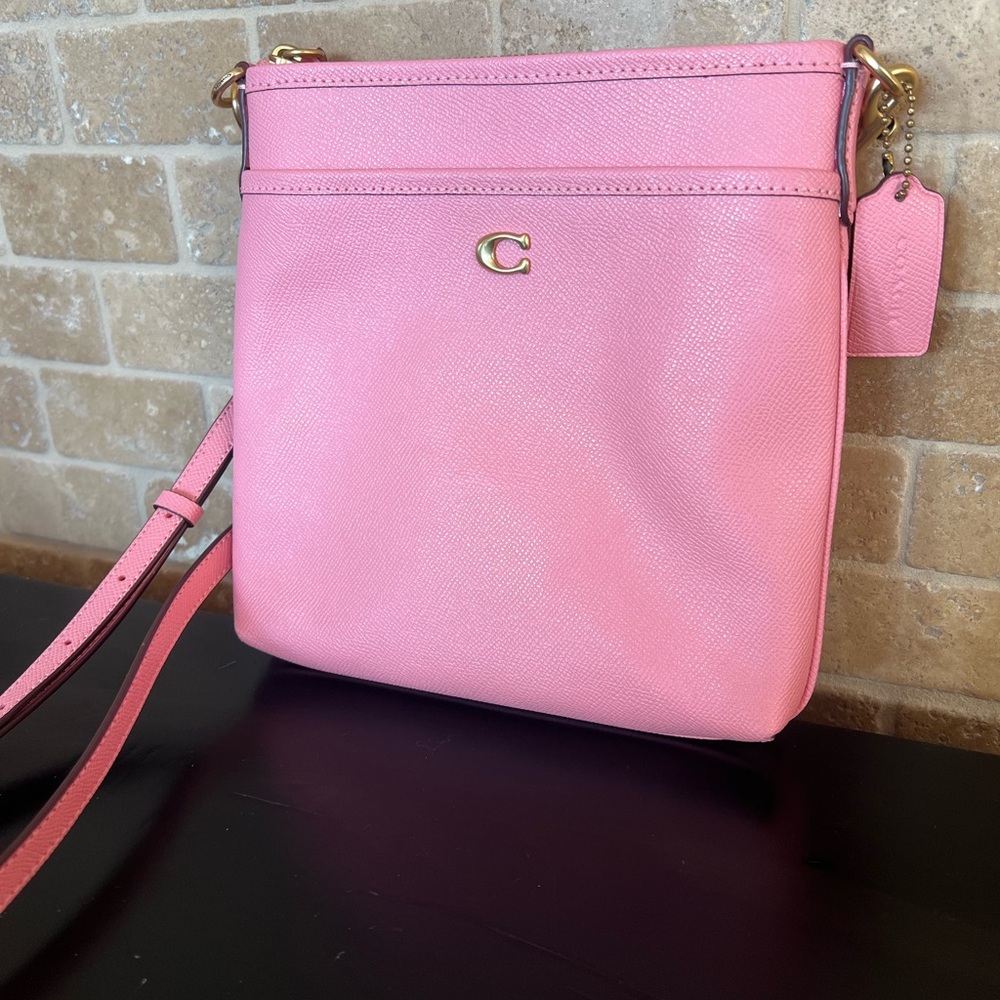 Coach Kitt Messenger Crossbody Bag Purse with Dust Bag - Picture 3 of 11